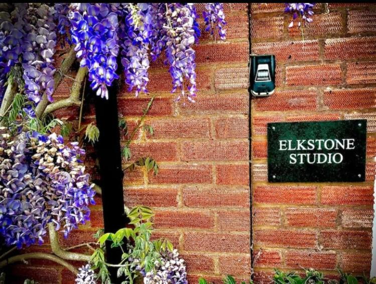 Elkstone Studio Private Hottub Pet Friendly Malvern Esterno foto